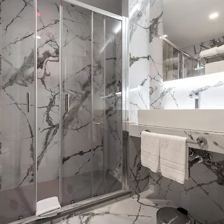 Penzion At Luxury Navona 4*
