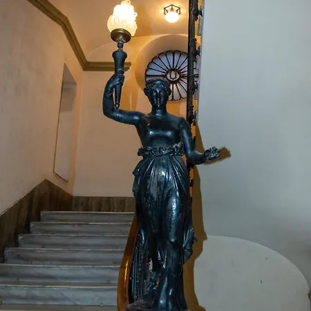 At Luxury Navona בית הארחה רומא