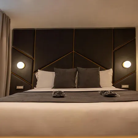 At Luxury Navona Róma