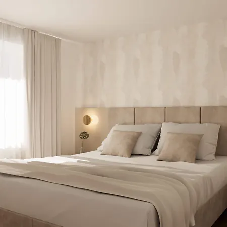 At Luxury Navona 4* 로마