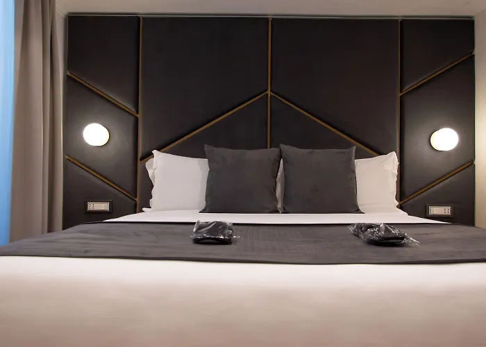 At Luxury Navona Pensionat 4*